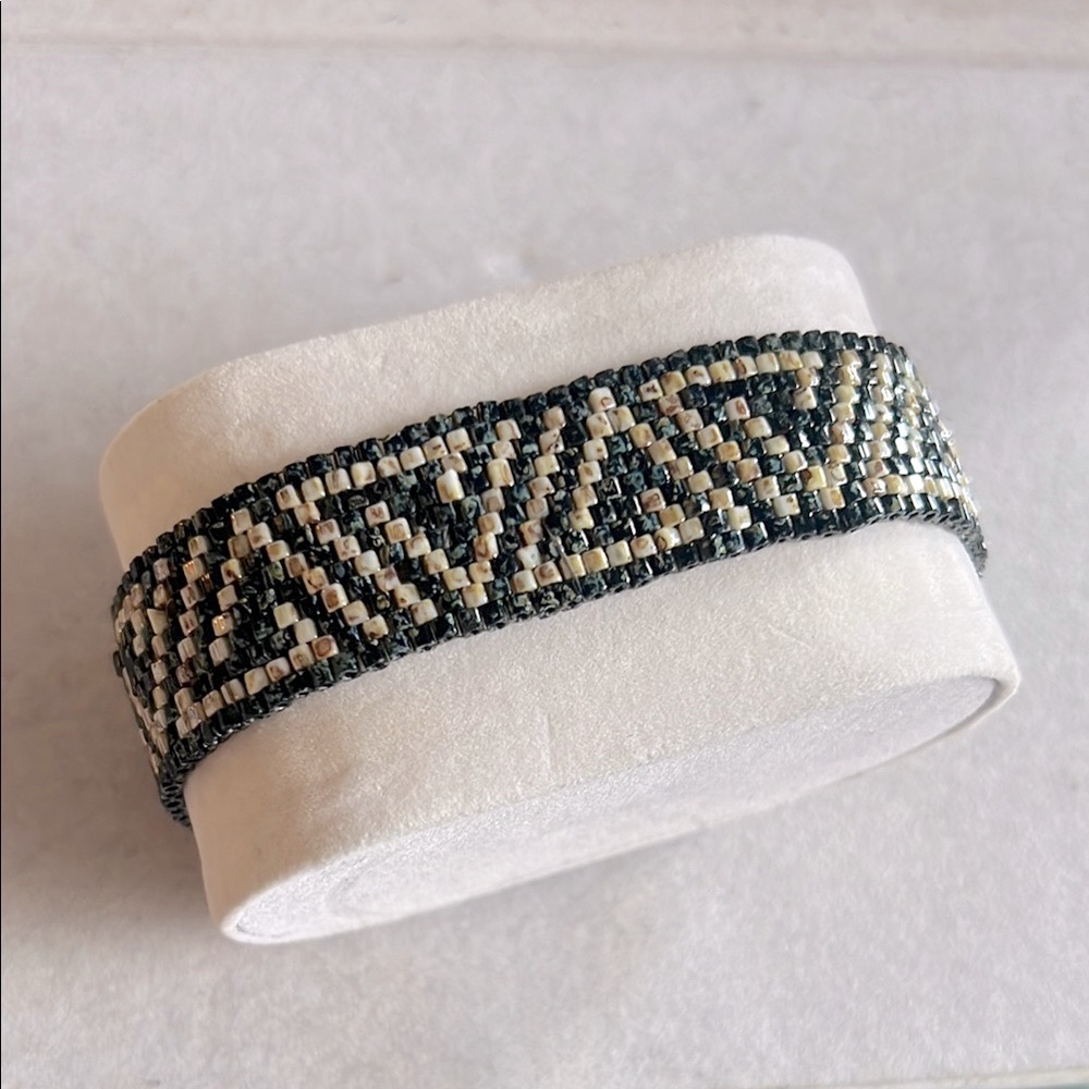 Handwoven Dark Green and Cream Bracelet